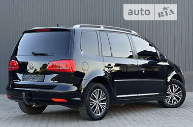 Минивэн Volkswagen Touran 2011 в Сарнах