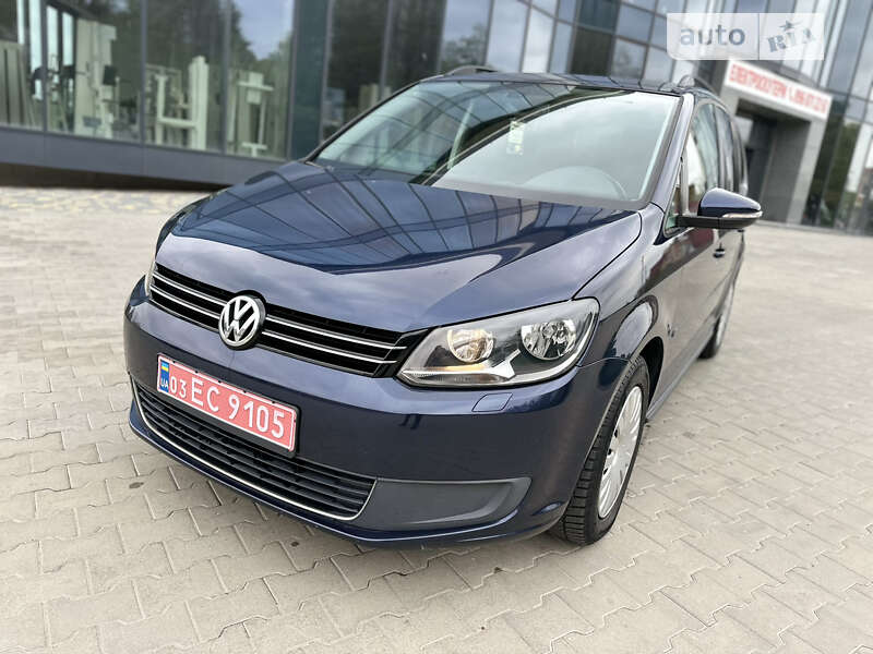 Минивэн Volkswagen Touran 2013 в Ровно