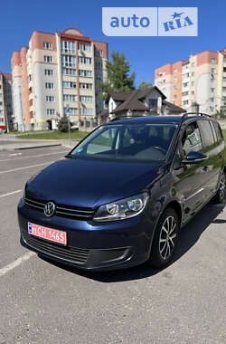 Мінівен Volkswagen Touran 2015 в Рівному