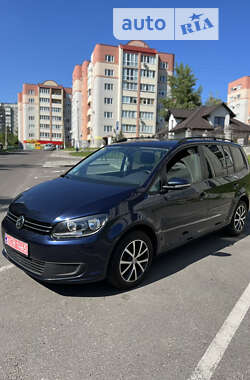 Минивэн Volkswagen Touran 2015 в Ровно