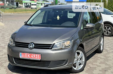 Volkswagen Touran 2011