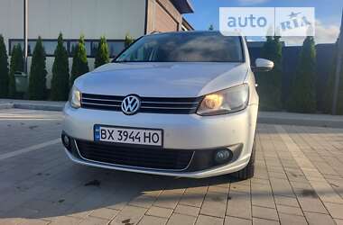 Минивэн Volkswagen Touran 2010 в Каменец-Подольском