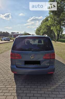 Мінівен Volkswagen Touran 2012 в Мукачевому