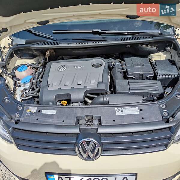 Минивэн Volkswagen Touran 2015 в Ивано-Франковске