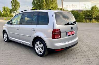 Минивэн Volkswagen Touran 2009 в Николаеве