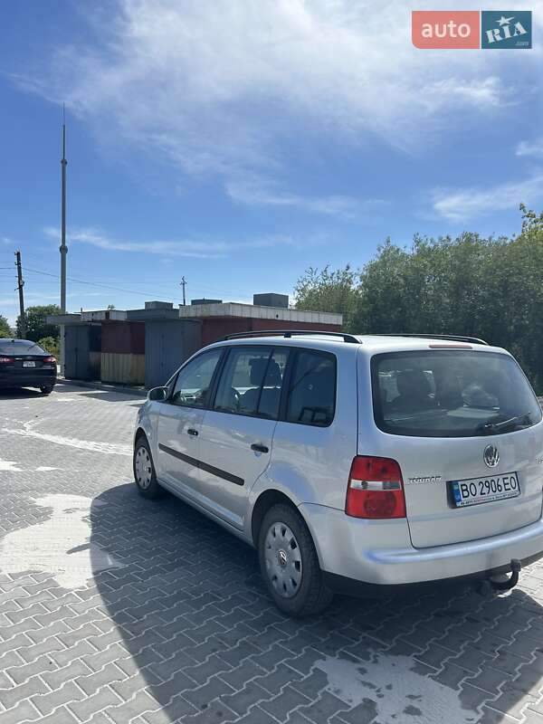 Мінівен Volkswagen Touran 2004 в Підгайцях