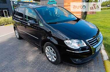 Минивэн Volkswagen Touran 2008 в Коростене