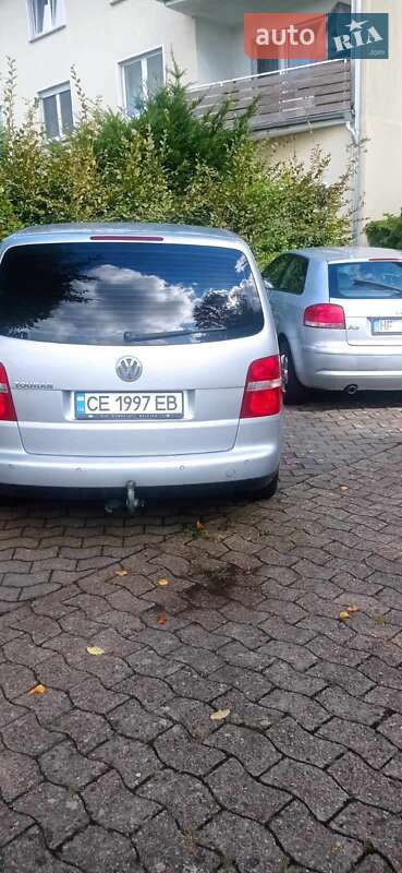 Минивэн Volkswagen Touran 2004 в Черновцах