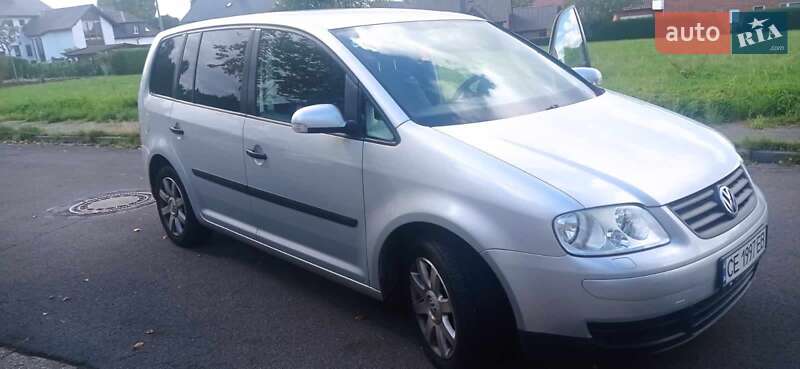 Volkswagen Touran 2004