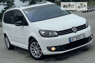 Volkswagen Touran 2011