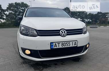 Микровэн Volkswagen Touran 2011 в Снятине