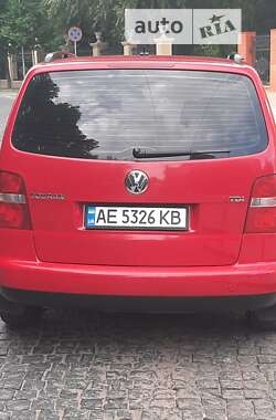 Минивэн Volkswagen Touran 2004 в Днепре