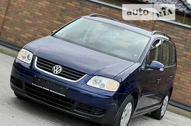 Минивэн Volkswagen Touran 2006 в Виннице