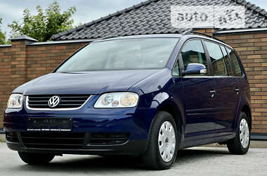 Минивэн Volkswagen Touran 2006 в Виннице