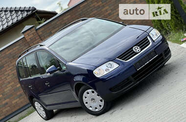 Минивэн Volkswagen Touran 2006 в Виннице