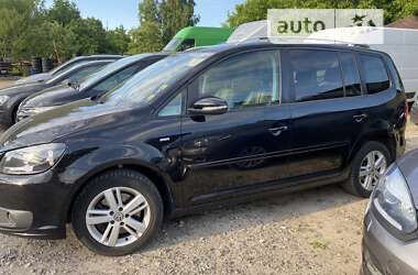 Микровэн Volkswagen Touran 2013 в Нововолынске