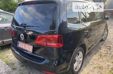 Микровэн Volkswagen Touran 2013 в Нововолынске