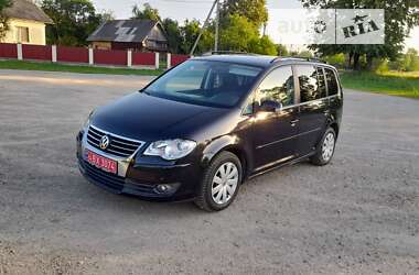 Минивэн Volkswagen Touran 2008 в Калуше