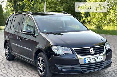 Мінівен Volkswagen Touran 2009 в Вінниці