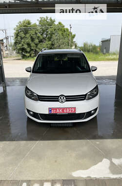 Volkswagen Touran 2012