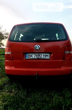 Минивэн Volkswagen Touran 2005 в Ровно