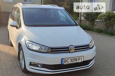 Volkswagen Touran 2016