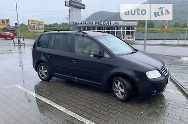 Мінівен Volkswagen Touran 2005 в Тячеві