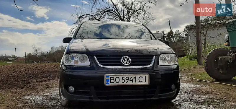 Volkswagen Touran
