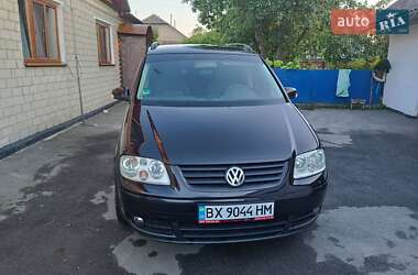 Минивэн Volkswagen Touran 2006 в Шепетовке