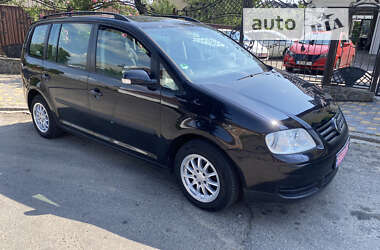 Минивэн Volkswagen Touran 2003 в Черновцах