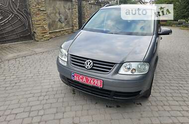 Минивэн Volkswagen Touran 2005 в Ивано-Франковске