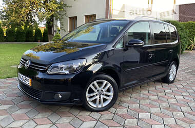 Минивэн Volkswagen Touran 2011 в Коломые