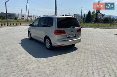 Минивэн Volkswagen Touran 2012 в 