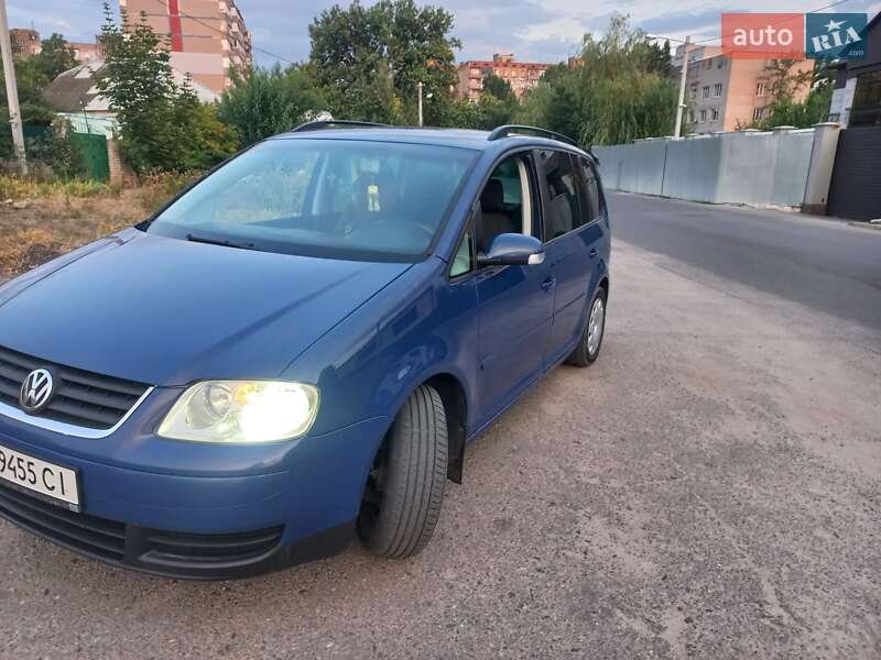 Минивэн Volkswagen Touran 2005 в Николаеве фото 5 Минивэн Volkswagen Touran 2005 в Николаеве