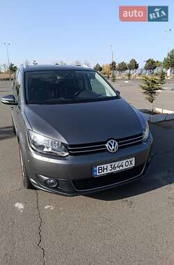 Volkswagen Touran 2011