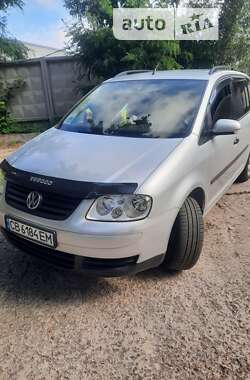 Мінівен Volkswagen Touran 2004 в Чернігові