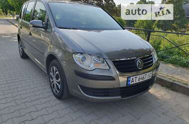 Мінівен Volkswagen Touran 2007 в Косові