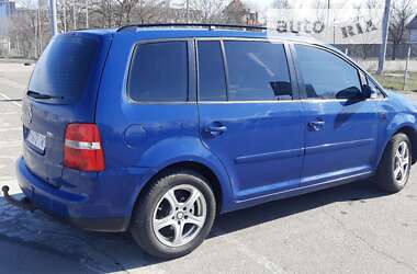 Мінівен Volkswagen Touran 2004 в Одесі