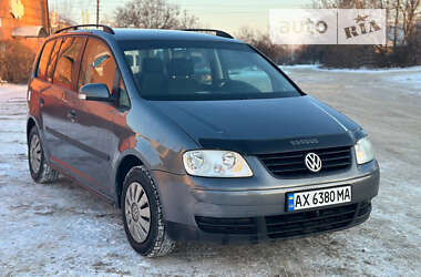 Минивэн Volkswagen Touran 2004 в Харькове