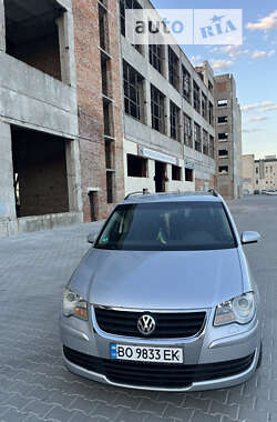 Минивэн Volkswagen Touran 2007 в Тернополе