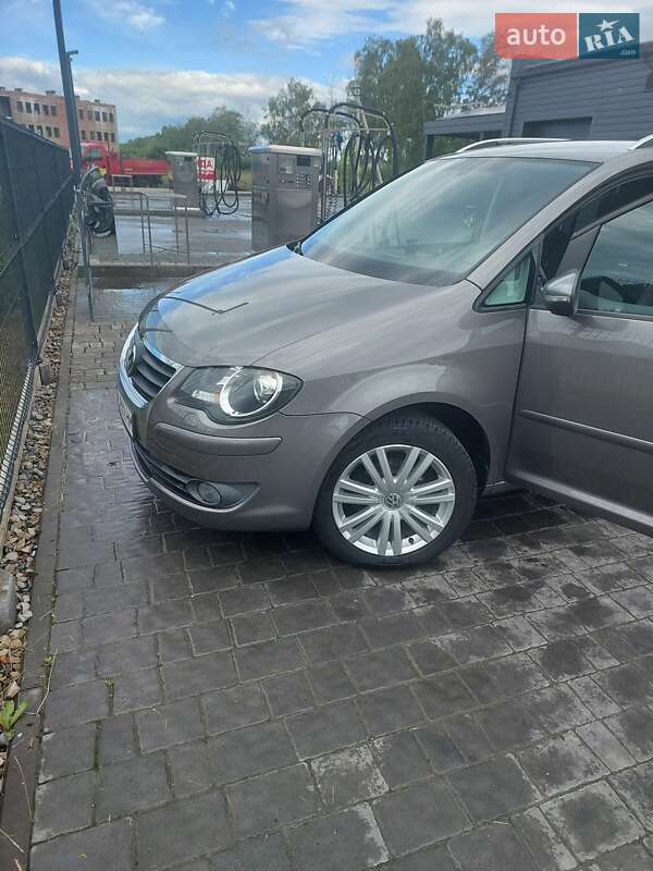 Volkswagen Touran 2009 Volkswagen Touran 2009