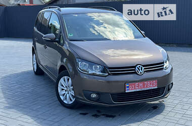 Volkswagen Touran 2012