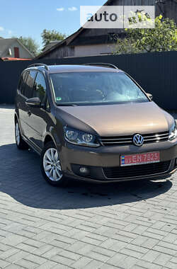 Минивэн Volkswagen Touran 2012 в Ровно