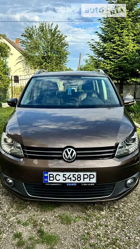 Volkswagen Touran 2011