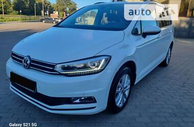 Микровэн Volkswagen Touran 2017 в Ровно