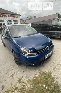 Минивэн Volkswagen Touran 2011 в Львове