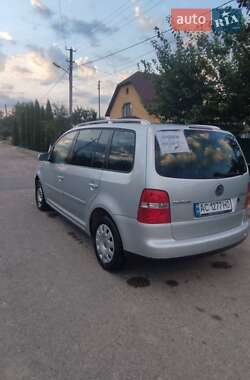 Мінівен Volkswagen Touran 2003 в Бару