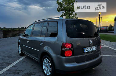 Мінівен Volkswagen Touran 2008 в Мукачевому