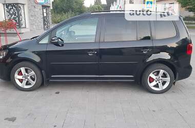 Мінівен Volkswagen Touran 2011 в Буську