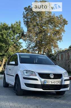 Volkswagen Touran 2010